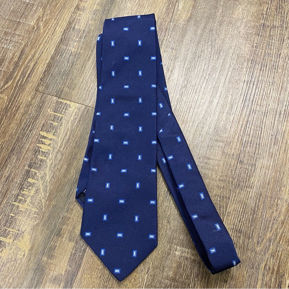 Brooks Brothers Navy Blue Patterned Embroidered Men's Silk Tie Vintage 90’s